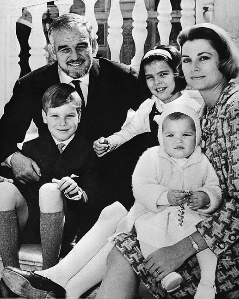 http://www.theplace.ru/archive/grace_kelly/img/gr17.jpg