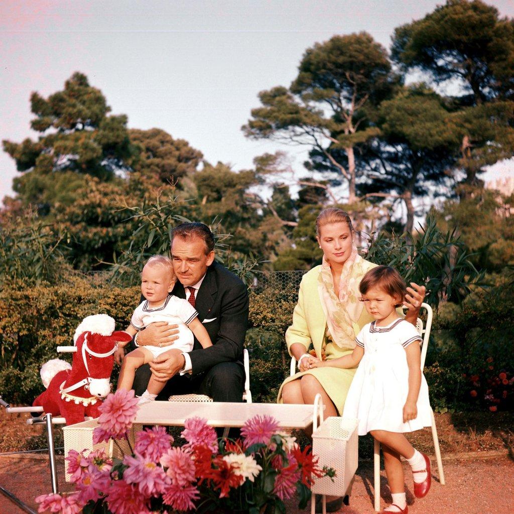 http://www.theplace.ru/archive/grace_kelly/img/gr18.jpg