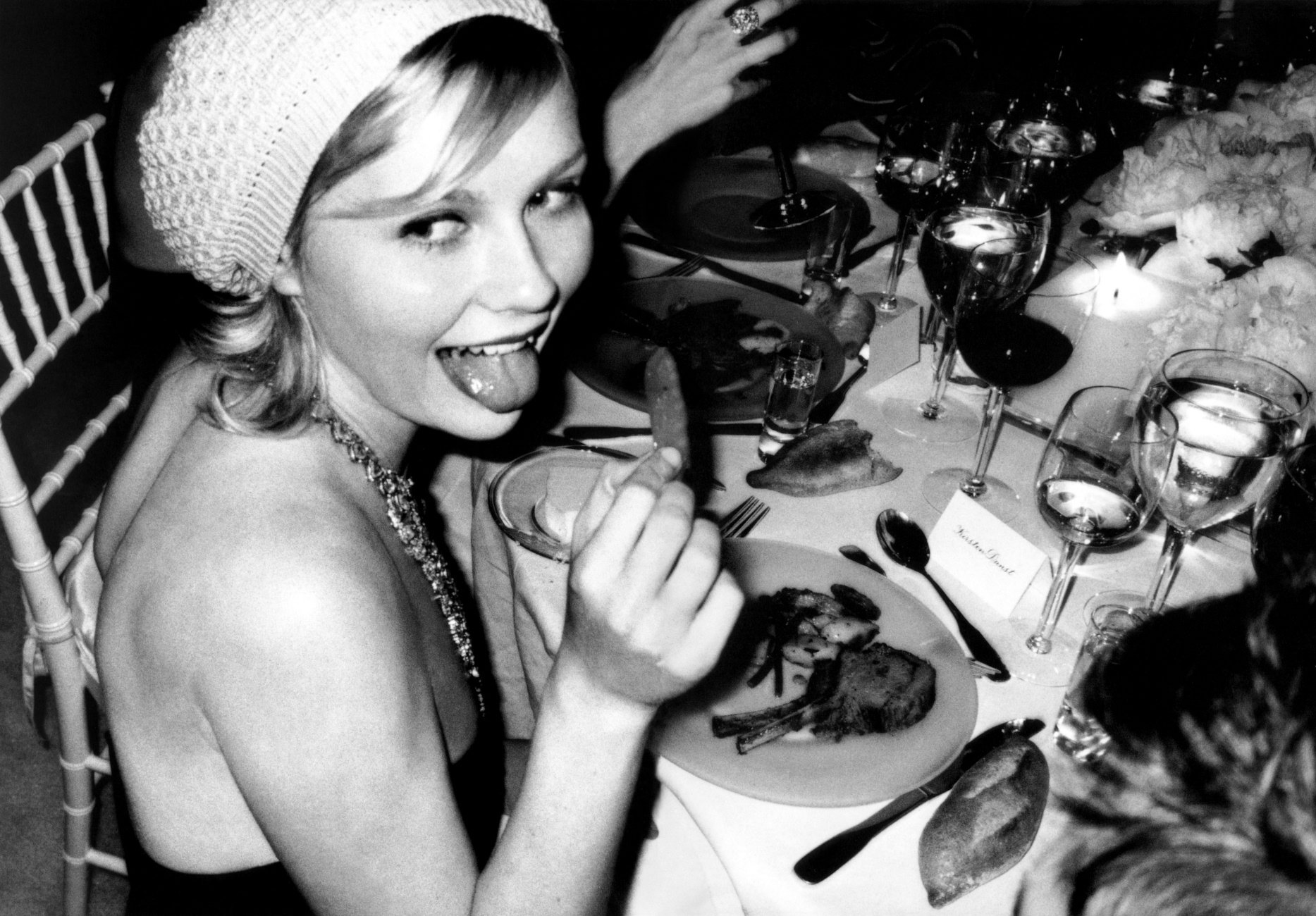 http://www.theplace.ru/archive/kirsten_dunst/img/73636.jpg