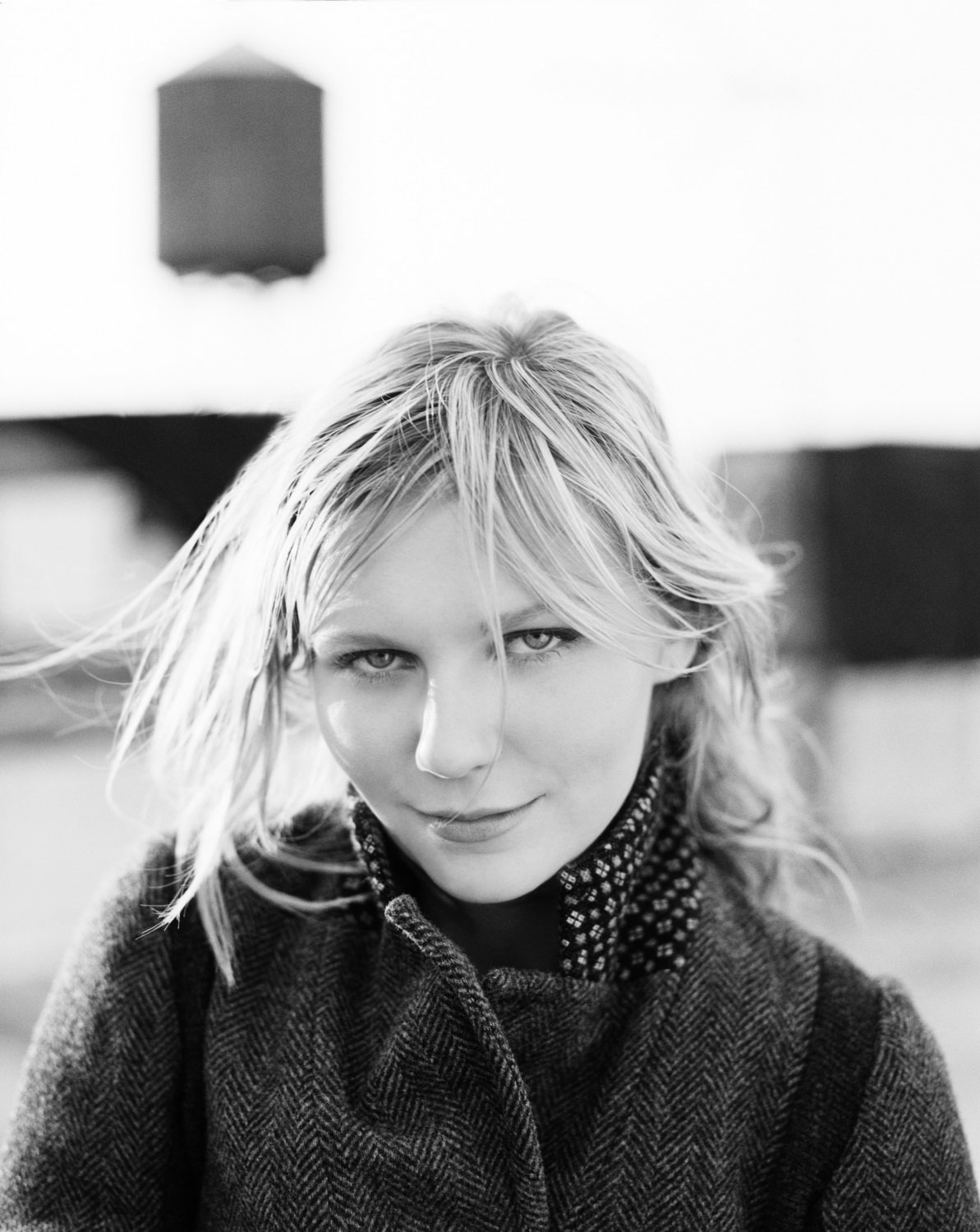 http://www.theplace.ru/archive/kirsten_dunst/img/Kirsten-Dunst-4.jpg