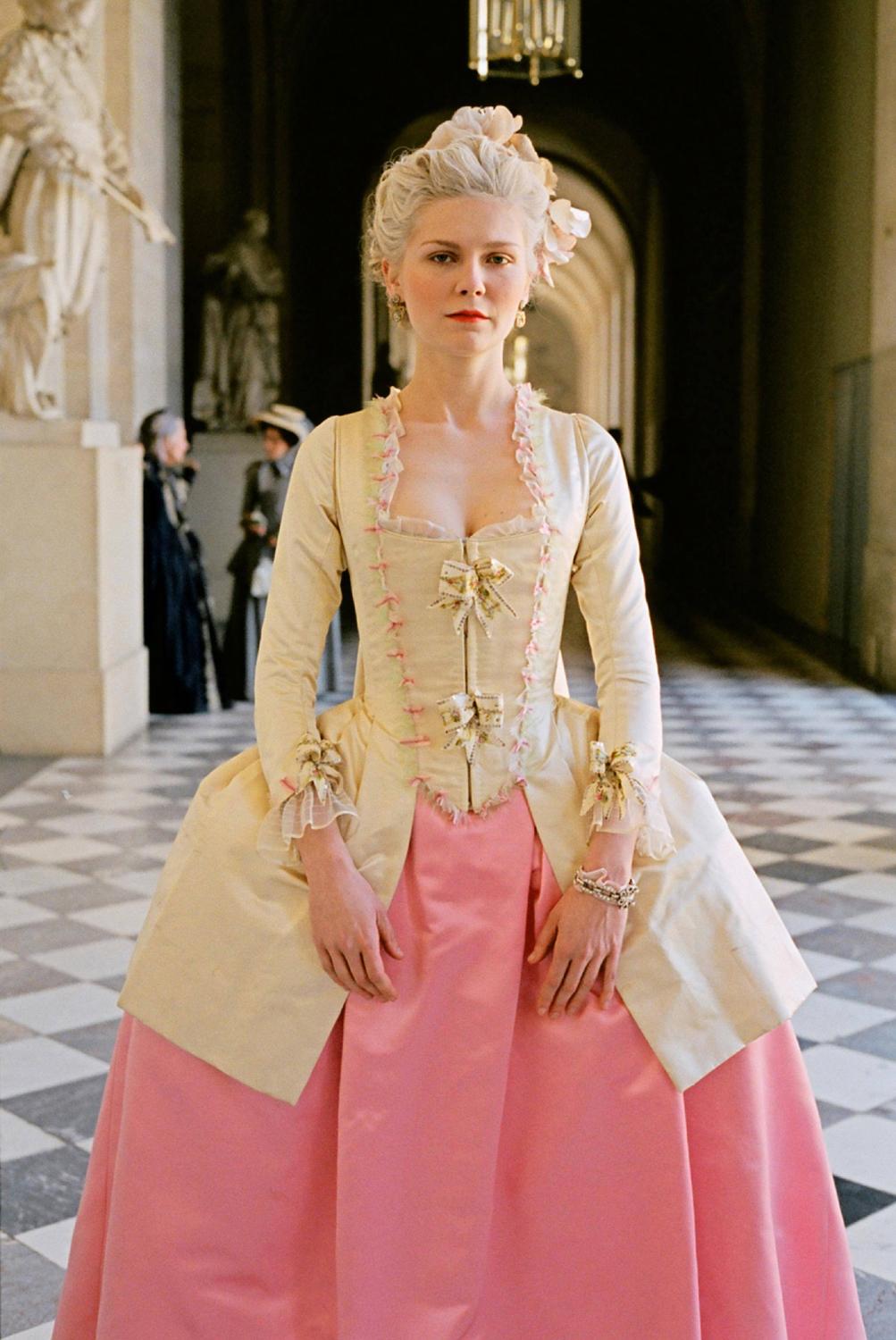 http://www.theplace.ru/archive/kirsten_dunst/img/e94898834448.jpg
