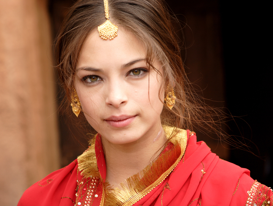 http://www.theplace.ru/archive/kristin_kreuk/img/1301.jpg