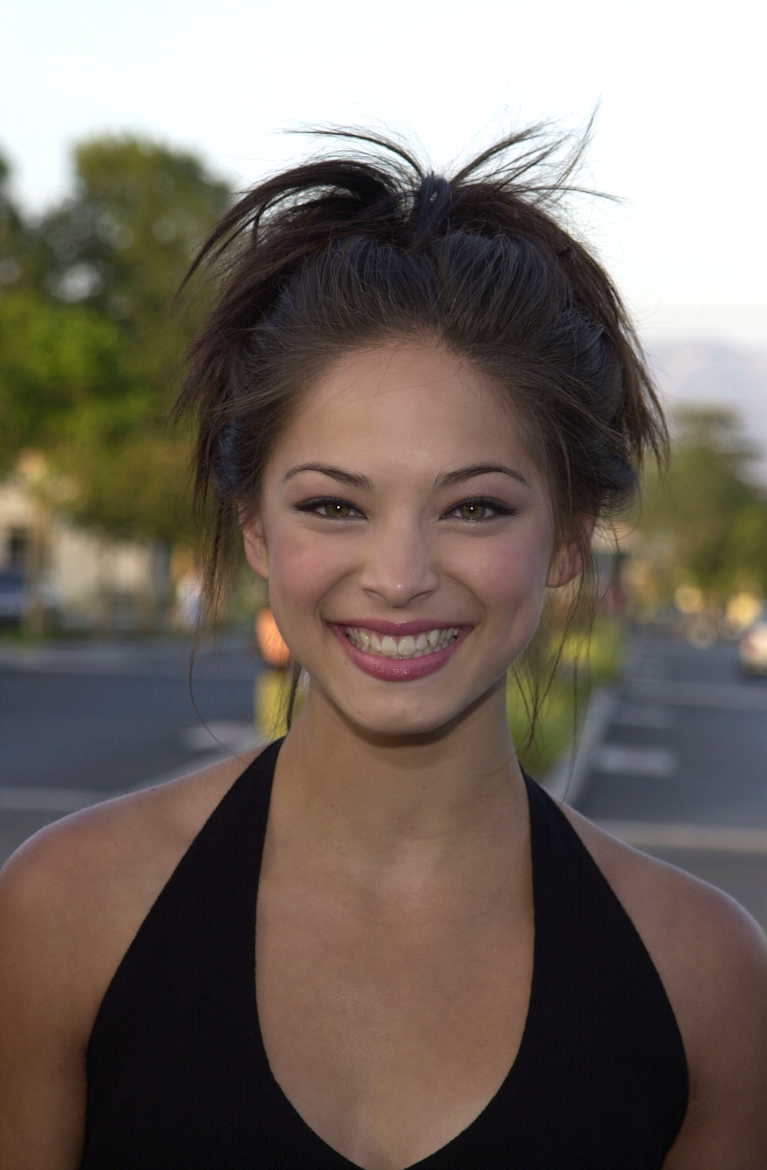 http://www.theplace.ru/archive/kristin_kreuk/img/kristinkreuk_32535.jpg