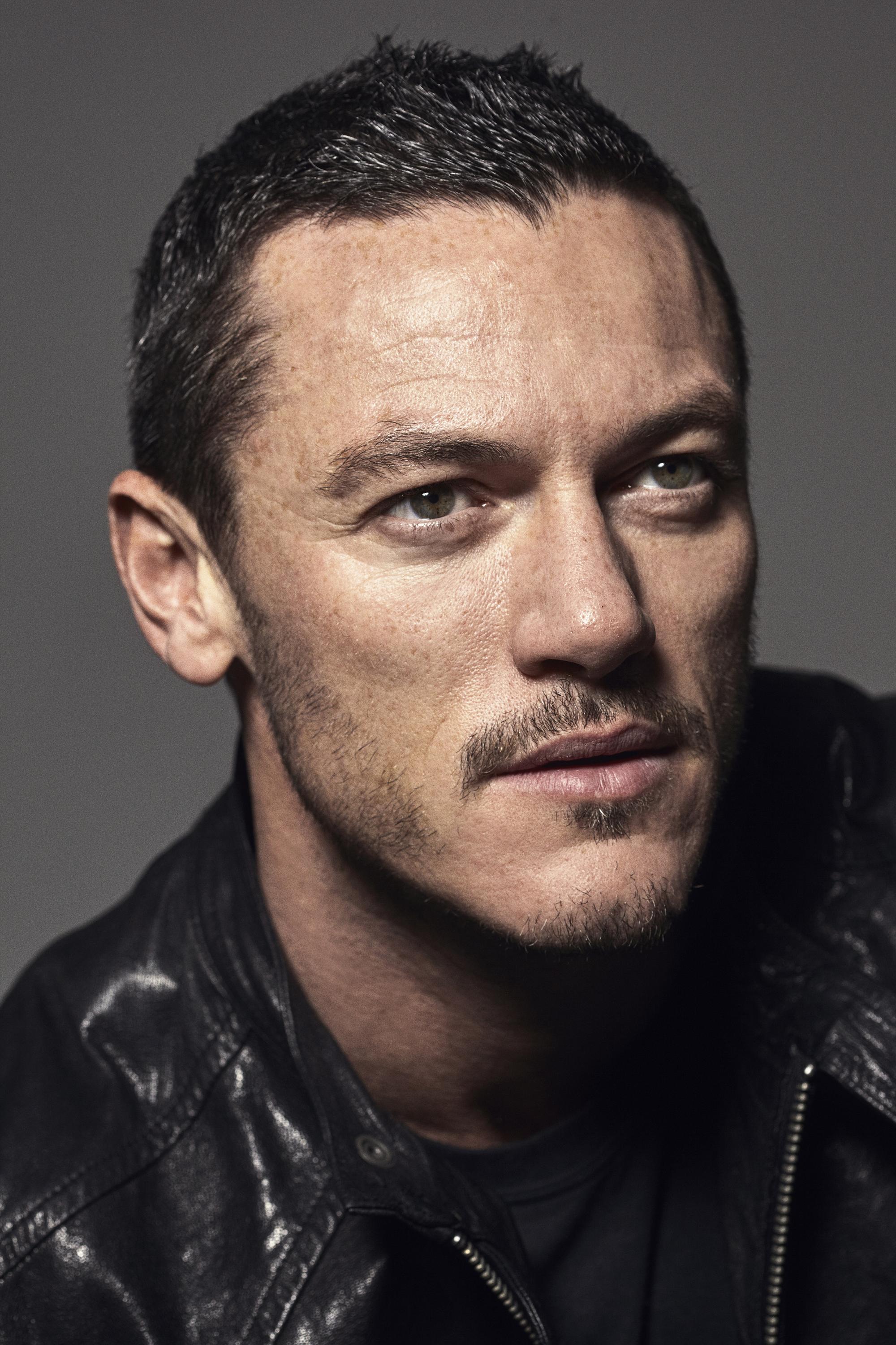 Люк Эванс - Luke Evans фото №817752