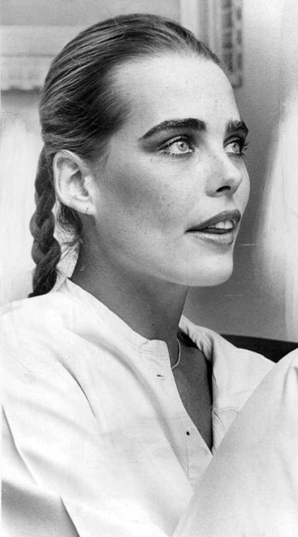 margaux hemingway 399538 margaux hemingway 399538