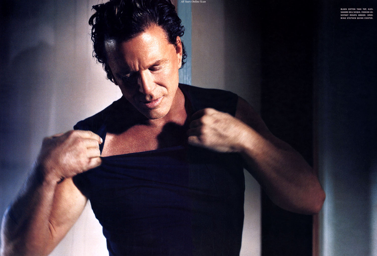 http://www.theplace.ru/archive/mickey_rourke/img/uomo0402-29.jpg