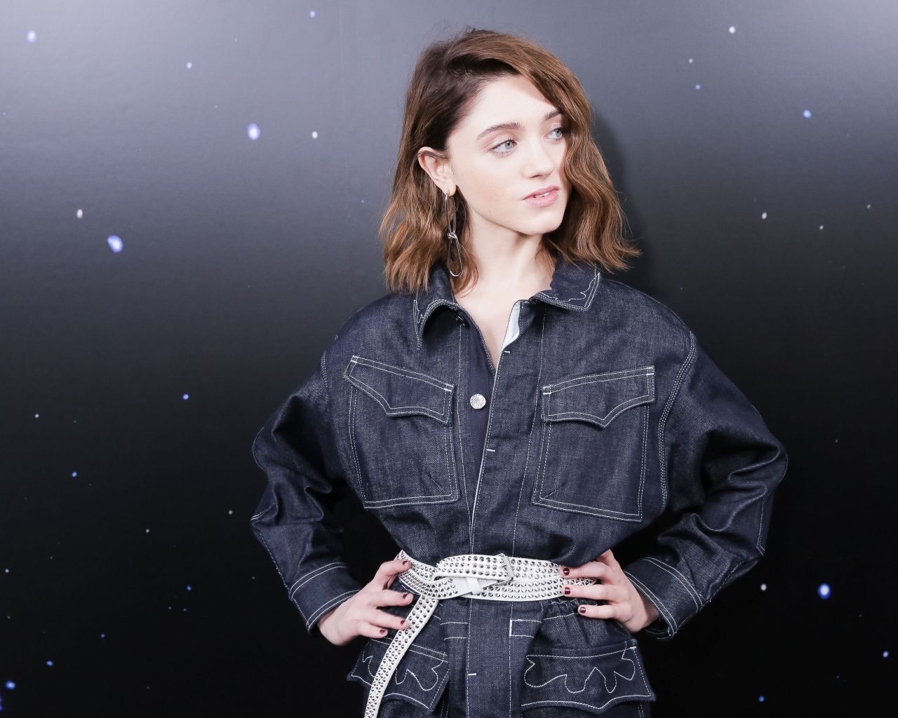 Наталия Дайер - Natalia Dyer фото №1047000 - Natalia Dyer – Zadig and