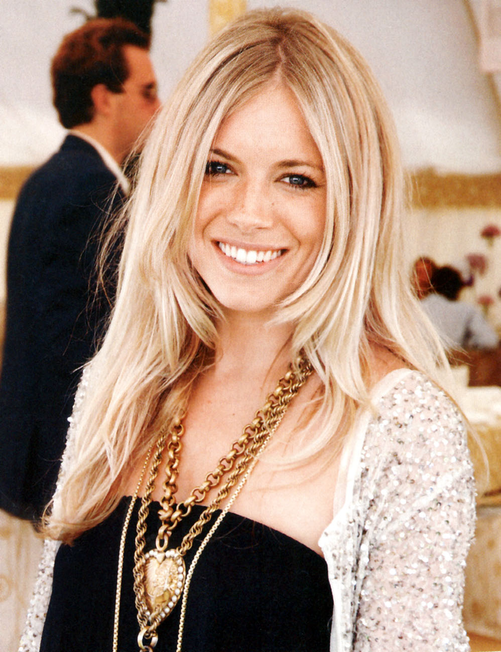 http://www.theplace.ru/archive/sienna_miller/img/SIENNA803.jpg