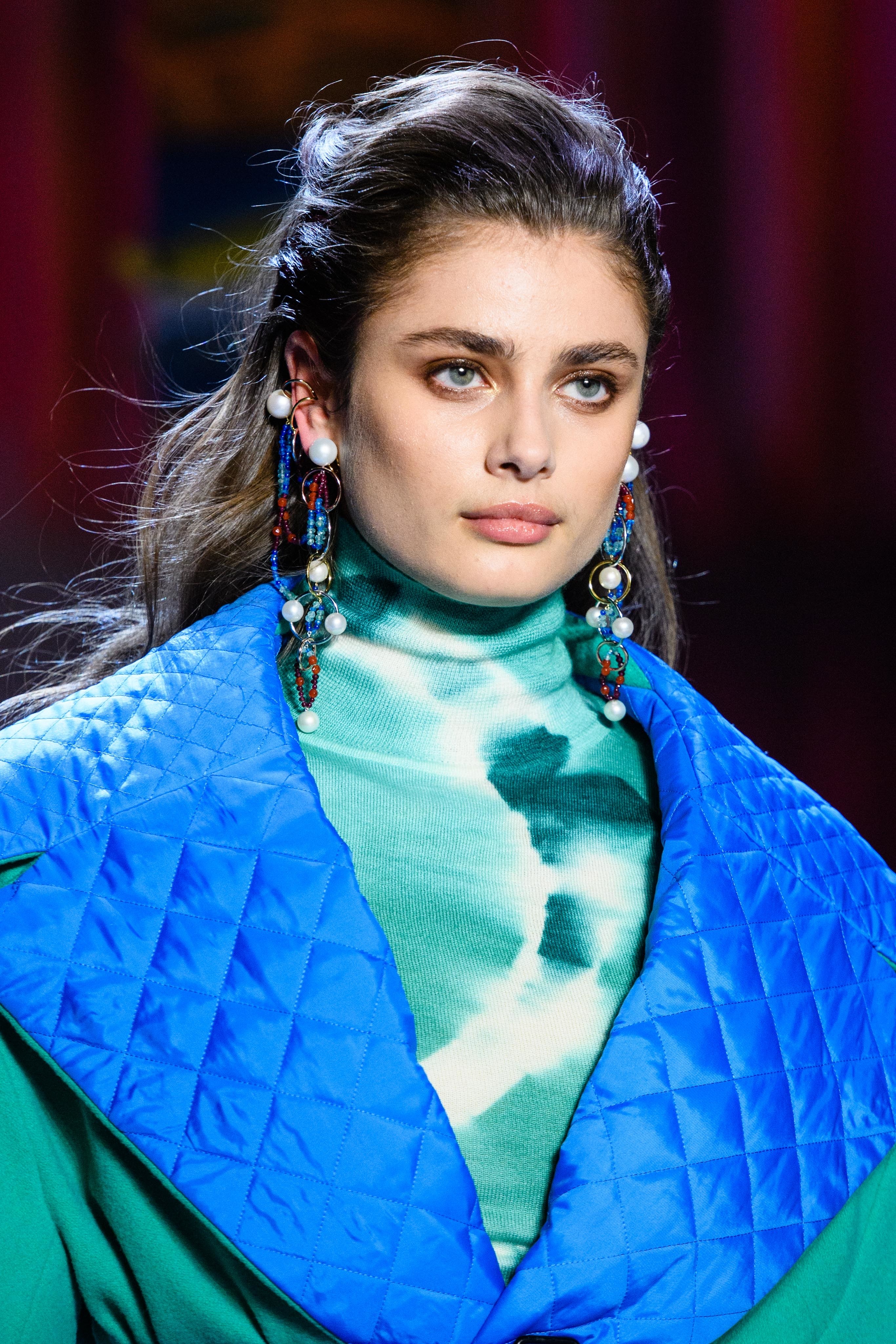 Тейлор Хилл - Taylor Hill фото №1150850 - Prabal Gurung Autumn/Winter