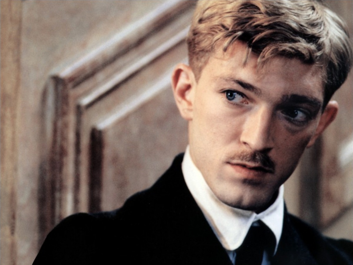 http://www.theplace.ru/archive/vincent_cassel/img/eleve_02_g.jpg