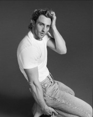 Aaron Johnson фото №1391339
