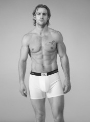 Aaron Johnson фото №1391340