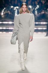 Isabel Marant Autumn/Winter 2020 Fashion Show in Paris фото №1248213