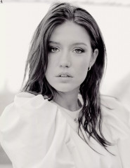 Adèle Exarchopoulos by Thomas Nutzl for Madame Figaro // 2021 фото №1289185