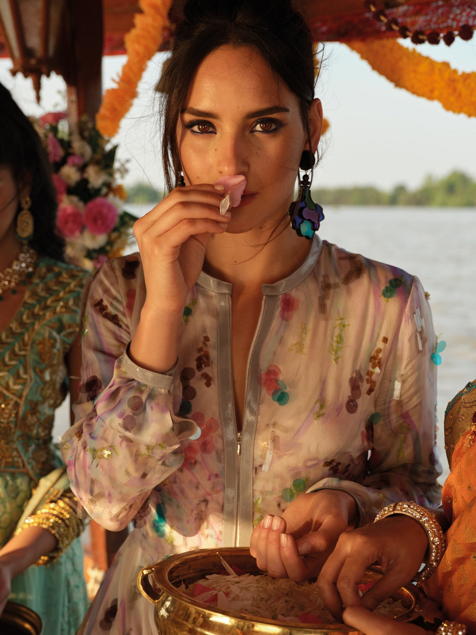 Adria arjona giorgio armani deals
