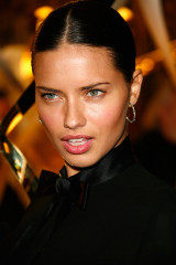 Adriana Lima фото №140289