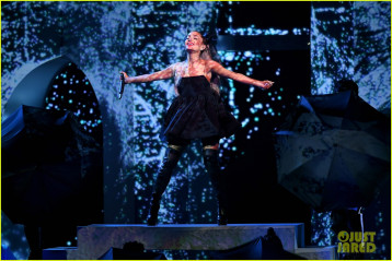 Ariana Grande - Billboard Music Awards in Las Vegas 05/20/2018 фото №1073544