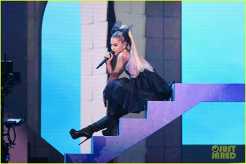 Ariana Grande - Billboard Music Awards in Las Vegas 05/20/2018 фото №1073543