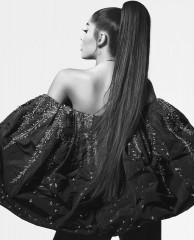 Ariana Grande - Givenchy Campaign 2019 фото №1199301