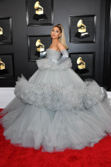 Ariana Grande - 62nd Grammy Awards in Los Angeles 01/26/2020 фото №1243716