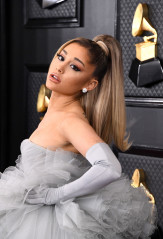 Ariana Grande - 62nd Grammy Awards in Los Angeles 01/26/2020 фото №1243703