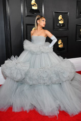 Ariana Grande - 62nd Grammy Awards in Los Angeles 01/26/2020 фото №1243704