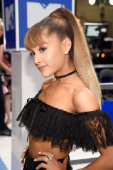 Ariana Grande фото №908290