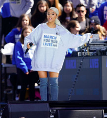 Ariana Grande – March For Our Lives Event in LA фото №1056706