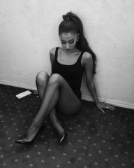 Ariana Grande Photoshoot, March 2017 фото №946479