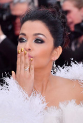 Aishwarya Rai - Screening of The La Belle Epoque, Cannes l 20th May 2019 фото №1271751