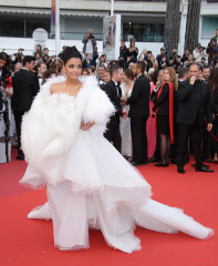 Aishwarya Rai - Screening of The La Belle Epoque, Cannes l 20th May 2019 фото №1271747