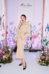 Коктейль по случаю запуска нового аромата Miss Dior в Москве 08/28/2021  фото №1308992