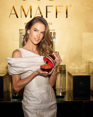 Alessandra Ambrosio – Amaffi Perfume House in Singapore, April 2024 фото №1392868