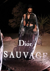 Alessandra Ambrosio – Dior Sauvage Party in Pioneertown фото №1061623