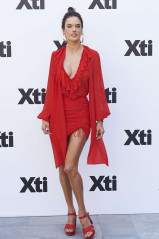 Alessandra Ambrosio – Xti New Collection Presentation in Madrid фото №1069520