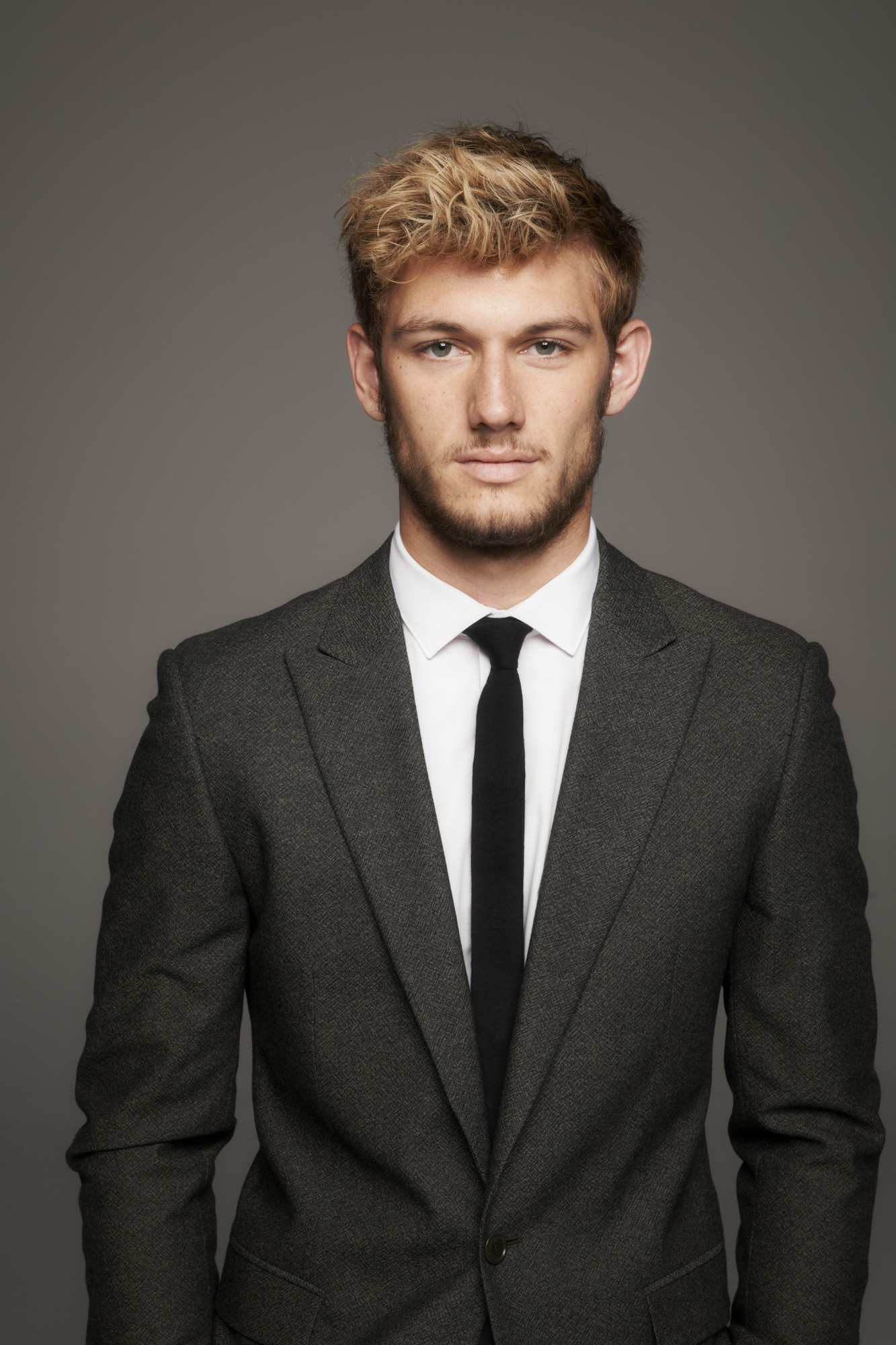 Алекс Петтифер (Alex Pettyfer)