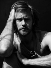 Alexander Skarsgård for L'Uomo Vogue // 2020 фото №1276901