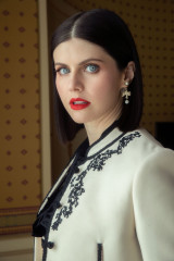 Alexandra Daddario by Malorie Shmyr for Dior SS 2023 Show at PFW 09/27/2022 фото №1374758