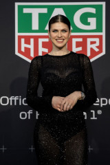 Alexandra Daddario – at Formula 1 Australian Grand Prix in Melbourne фото №1413987