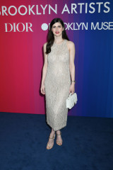 Alexandra Daddario – at Brooklyn Artist Ball 2025 фото №1417543