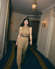 Alexandra Daddario – Christian Dior Haute Couture Fashion 2025 Show PFW фото №1411509