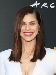 Alexandra Daddario – “We Have Always Lived In The Castle” Premiere at LAFF фото №1103492