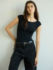 Alexandra Micu фото №1411835