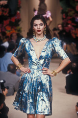 Alice Dodd ~ Yves Saint Laurent S/S 1995 Couture фото №1371195