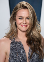 Alicia Silverstone - Vanity Fair Oscar Party, Los Angeles 09.02.2020 фото №1266394