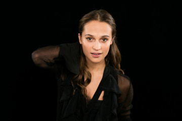 Alicia Vikander фото №854697