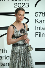 Alicia Vikander - 57th Karlovy Vary International Film Festival 06/30/2023 фото №1373205