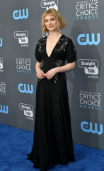 Alison Sudol at 2018 Critics’ Choice Awards in Santa Monica 01/11/2018 фото №1066271