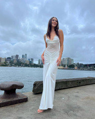 Alycia Debnam-Carey – Cartier High Jewelry Summer Soiree in Sydney фото №1389517