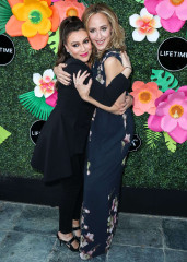 Alyssa Milano - May 20: Lifetime's Summer Luau  фото №1187683